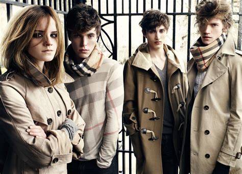 burberry catwalk|burberry photoshoot.